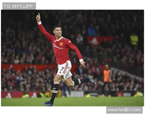 曼联足球传奇再度崛起 新赛季目标挑战英超与欧洲荣耀