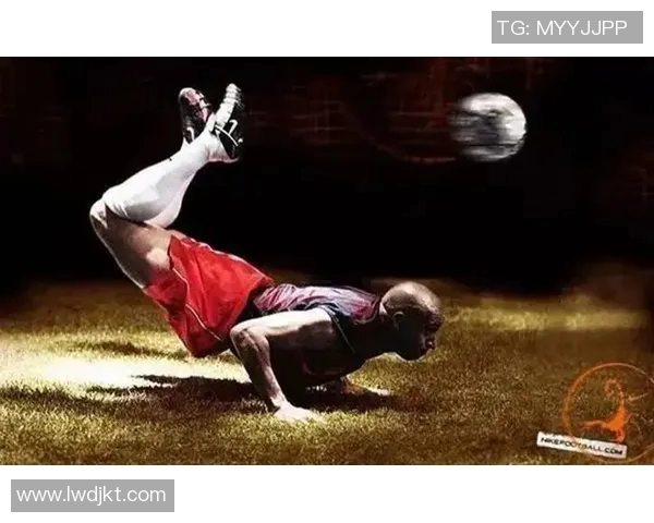 耐克足球广告带你穿越次元召唤全球球星与动漫人物同场竞技