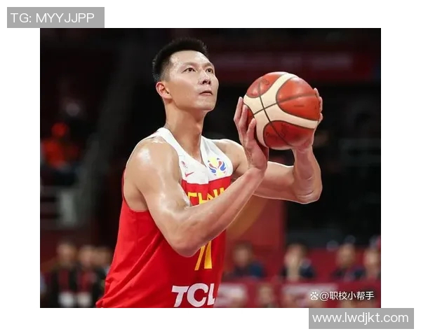 篮球与足球巨星能力对比探讨 谁才是运动场上的全能王者