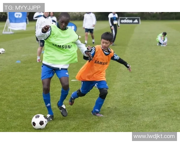 小孩球星足球梦想之路启航展现激情与未来无限可能